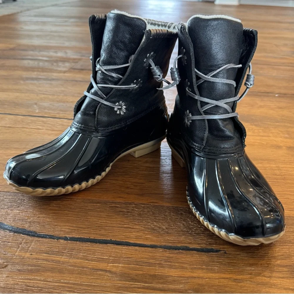 Jack Rogers Black Lace-Up Waterproof Winter Boots with Cream Soles